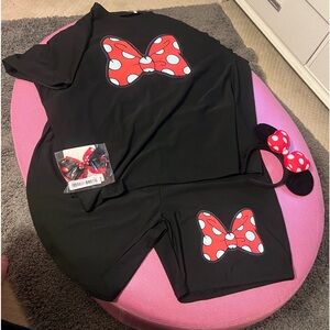 Minnie Mouse 2pc outfit,shirt and shorts,ears,Minnie hair bow, Disney,new